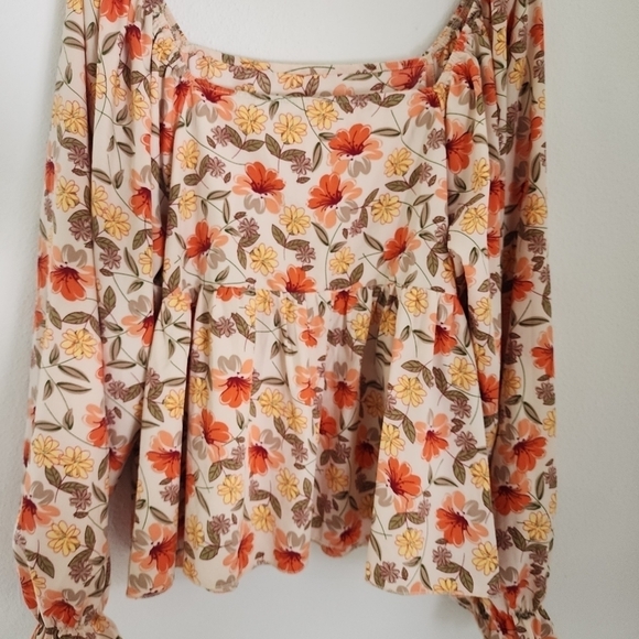 2/$20 SHEIN Curve Plus Floral Print Lantern Sleeve Peplum Hem Blouse Size 1X - Picture 11 of 12